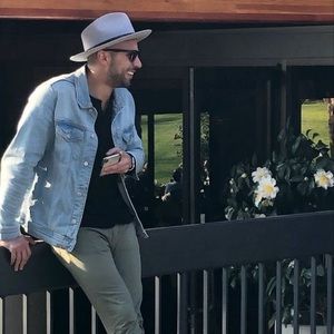 Meet your Posher, Andre